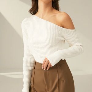 Off shoulder knit top